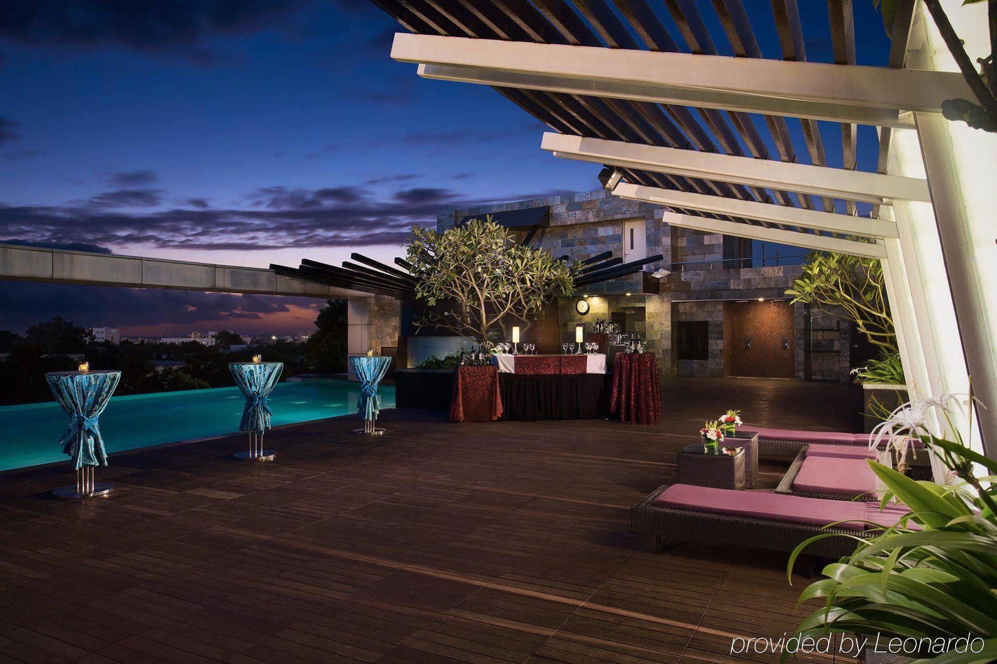 The Oterra Hotel Bangalore Exterior photo